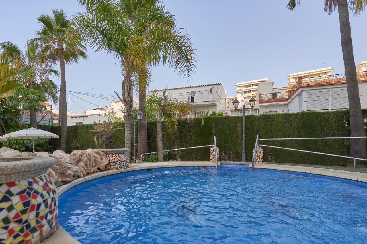 Mediterraneo Real Фуeнхирола Екстериор снимка